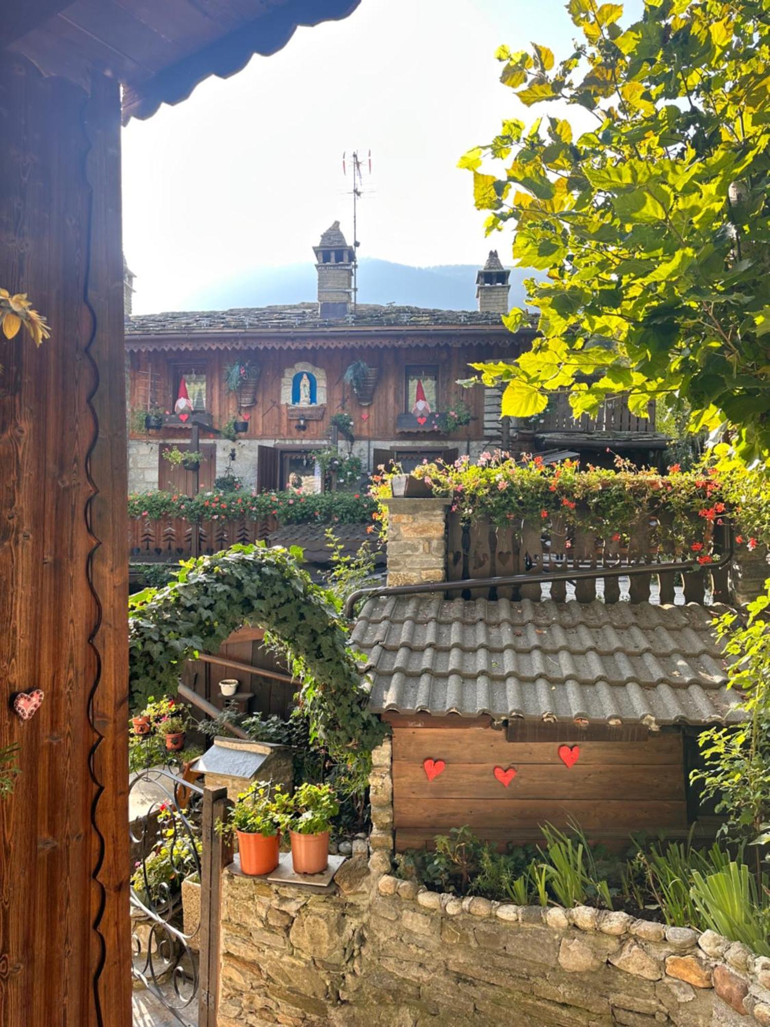 La Maison De Julie Pré-Saint-Didier Екстериор снимка